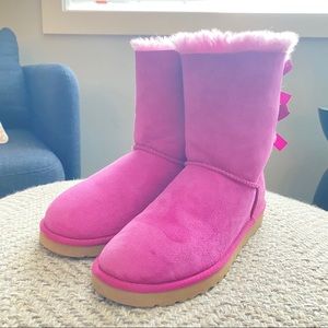 NEW***Bailey Bow UGGS